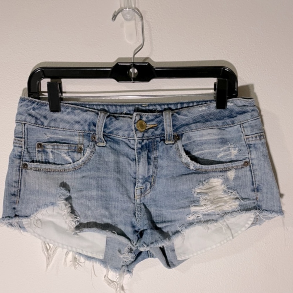 American eagle booty shorts; Size 4